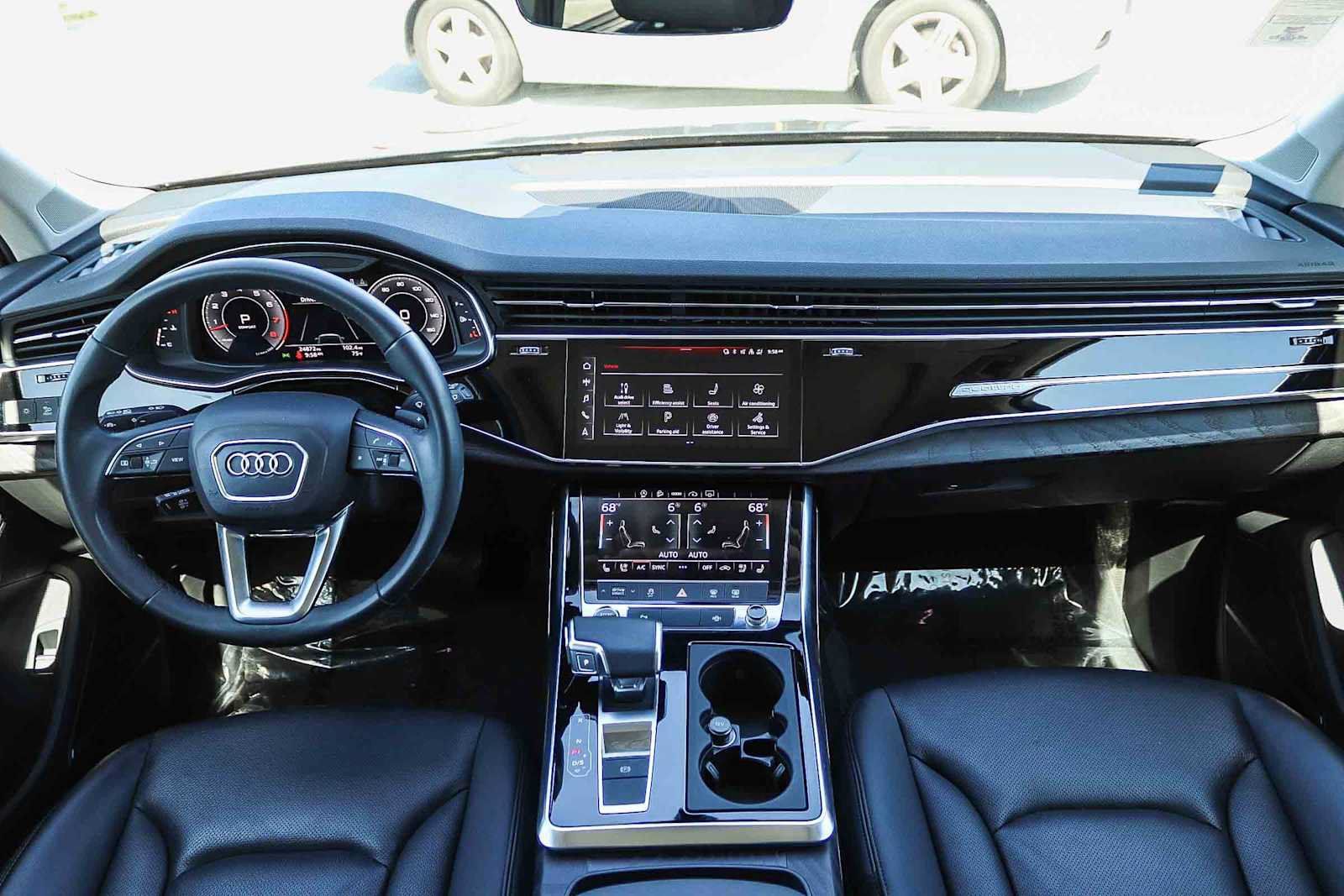 Used 2022 Audi Q7 3.0T Premium Plus w/ Premium Plus Package AWD/4WD image 16