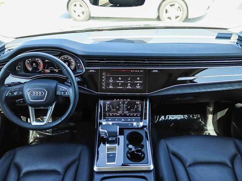 Used 2022 Audi Q7 3.0T Premium Plus w/ Premium Plus Package AWD/4WD image 16