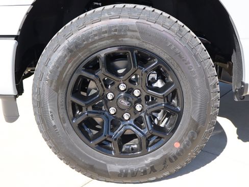 New 2026 Ford F150 XLT w/ Equipment Group 302A MID image 31