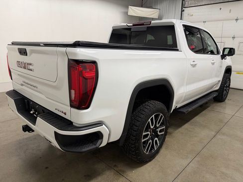Certified 2023 GMC Sierra 1500 AT4 w/ AT4 Preferred Package image 9