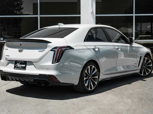 Used 2023 Cadillac CT4 V Blackwing w/ Technology Package RWD image 9
