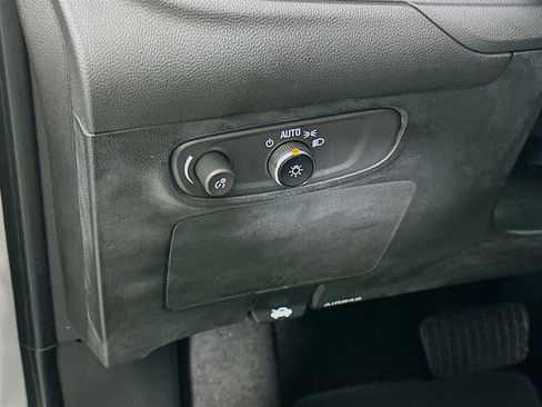 Used 2025 Buick Encore GX Preferred image 17