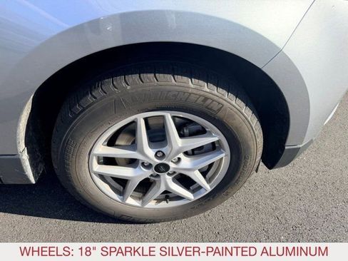 Used 2024 Ford Edge SEL image 8