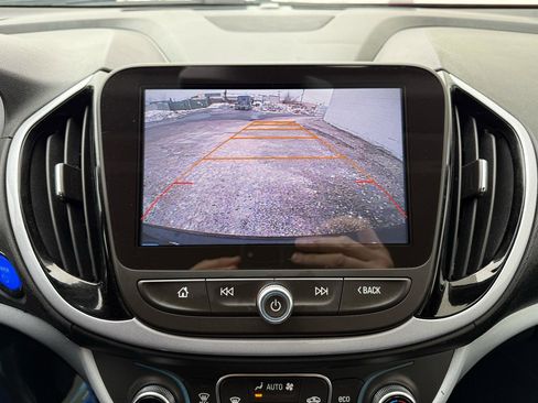 Used 2017 Chevrolet Volt LT w/ Comfort Package FWD image 30
