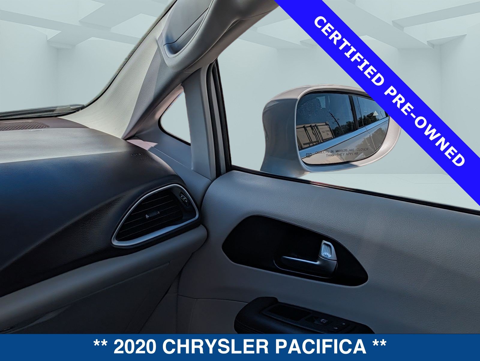 Used 2020 Chrysler Pacifica Touring-L Plus FWD image 21