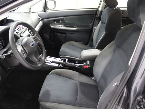Used 2016 Subaru Impreza 2.0i Premium image 3