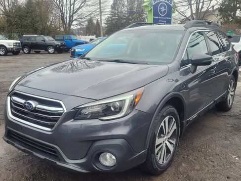 Used 2018 Subaru Outback 2.5i Limited image 4