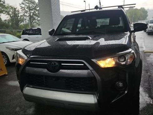 Used 2023 Toyota 4Runner TRD Off-Road Premium w/ Off Road Premium Plus Package AWD/4WD image 22