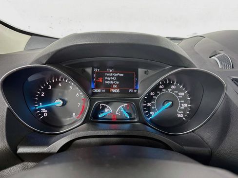 Used 2018 Ford Escape Titanium w/ Ford Safe & Smart Package AWD/4WD image 16