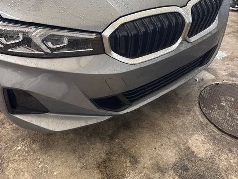 Used 2024 BMW 330i Sedan w/ Convenience Package RWD image 8