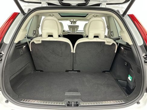 Certified 2025 Volvo XC90 B6 Plus w/ Protection Package Premier image 25