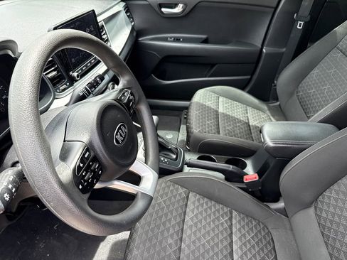 Used 2021 Kia Rio S FWD image 19