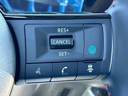 New 2026 Nissan Kicks SR w/ Illumination Package FWD image 24