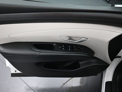 Used 2026 Hyundai Tucson SEL AWD/4WD image 26