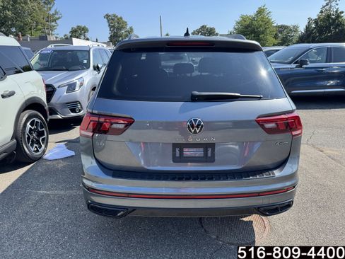 Used 2024 Volkswagen Tiguan SE R-Line AWD/4WD image 6