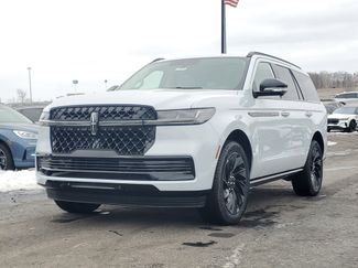 New 2026 Lincoln Navigator Reserve w/ Jet Appearance Package video 2