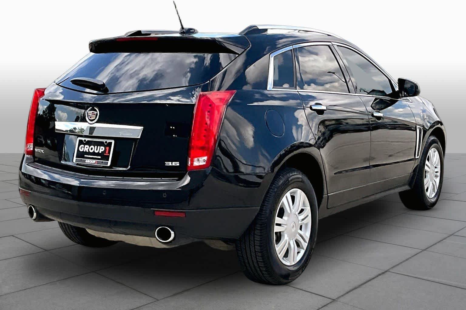 Used 2015 Cadillac SRX Luxury FWD image 12