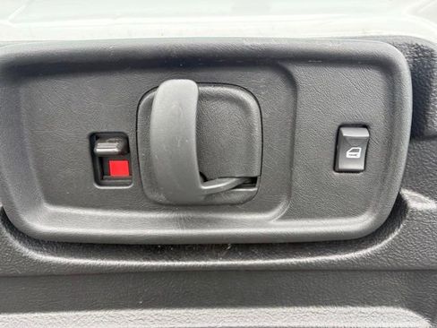 Used 2024 GMC Savana 2500 w/ Driver Convenience Package RWD image 7