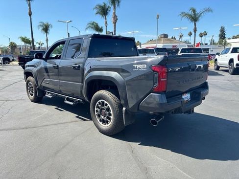 Used 2026 Toyota Tacoma TRD Off-Road AWD/4WD image 8