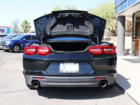 Used 2022 Chevrolet Camaro LT RWD image 22