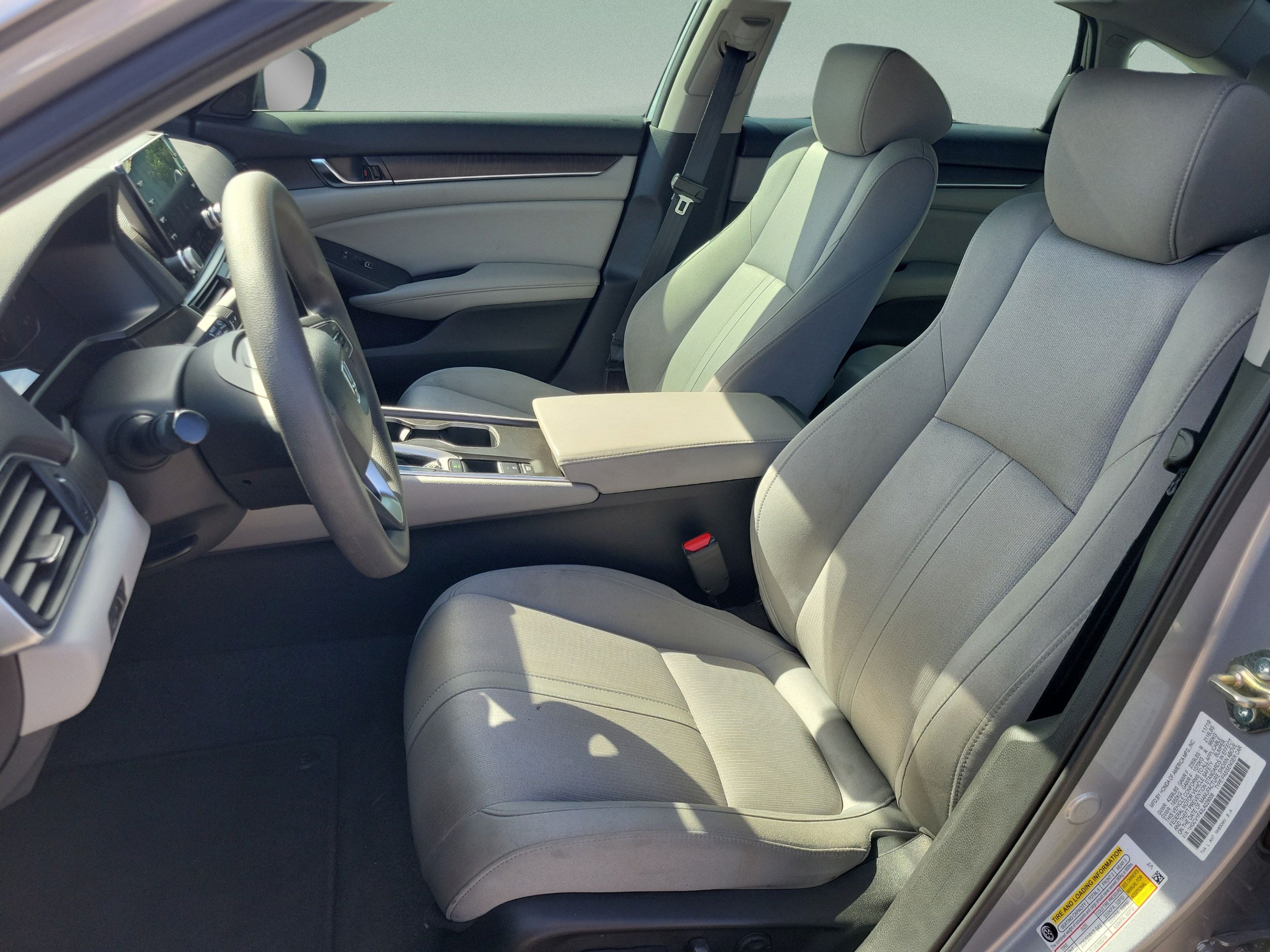 Used 2020 Honda Accord EX image 18