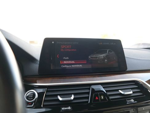 Used 2018 BMW 540i image 44