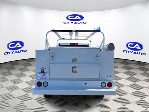 Used 2016 RAM 3500 Tradesman image 5