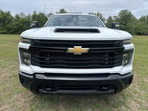 Used 2024 Chevrolet Silverado 3500 W/T AWD/4WD image 2