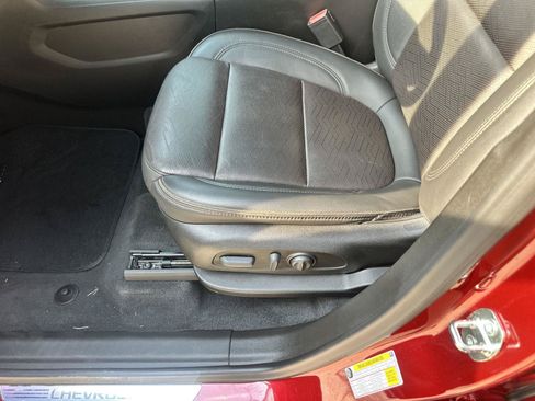 Used 2023 Chevrolet Traverse High Country FWD image 59