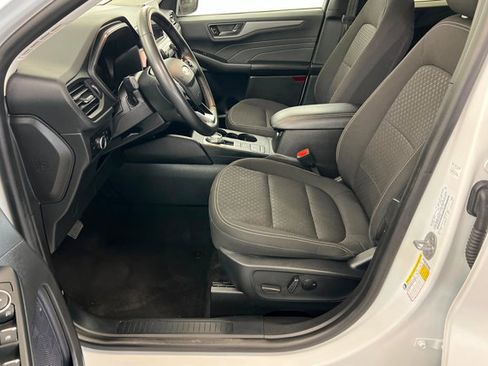 Used 2024 Ford Escape Active AWD/4WD image 17
