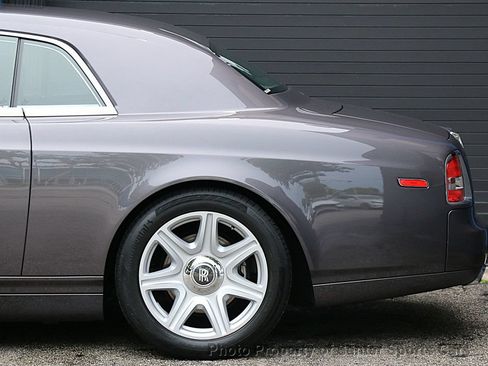 Used 2009 Rolls-Royce Phantom Coupe RWD image 17