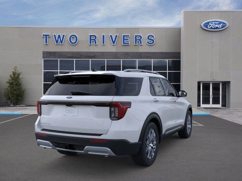 New 2026 Ford Explorer Platinum image 8