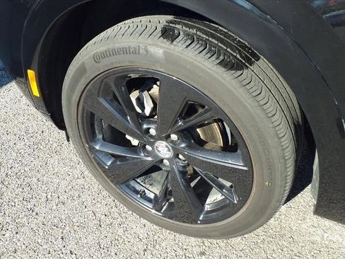 Used 2023 Buick Envision Essence w/ Sport Touring Package image 5