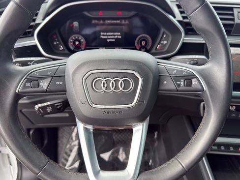 Used 2023 Audi Q3 2.0T Premium Plus w/ Premium Plus Package AWD/4WD image 16