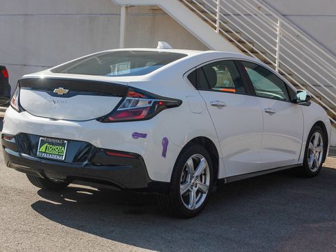 Used 2019 Chevrolet Volt LT image 6