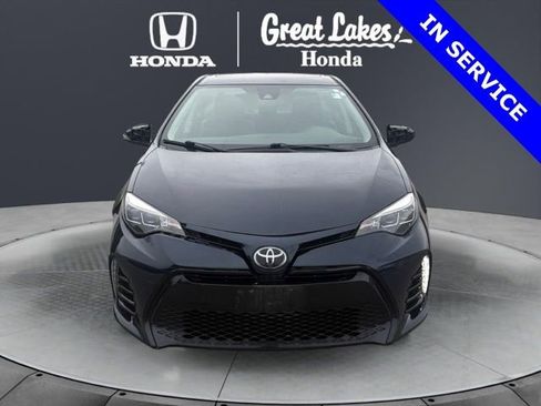 Used 2018 Toyota Corolla SE w/ SE Premium Package FWD image 6