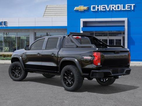 New 2026 Chevrolet Colorado Trail Boss w/ Midnight Edition AWD/4WD image 3