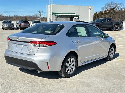 New 2026 Toyota Corolla LE image 4
