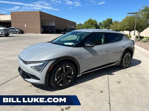 Used 2025 Kia EV6 Wind RWD image 1