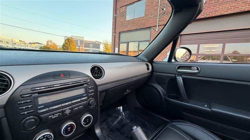 Used 2012 MAZDA MX-5 Miata Sport w/ Convenience Pkg RWD image 22