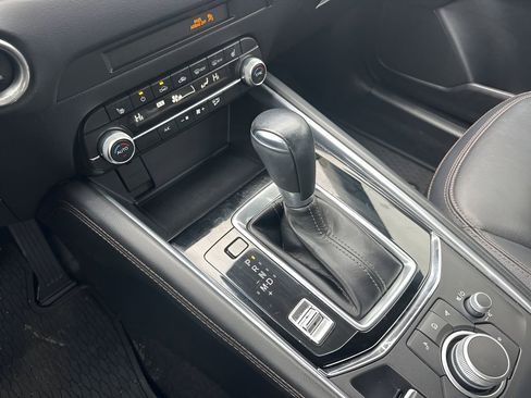 Used 2022 MAZDA CX-5 AWD 2.5 S w/ Premium Package image 17