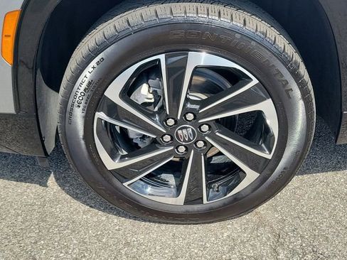 Used 2025 Buick Enclave Sport Touring w/ Power Package image 5