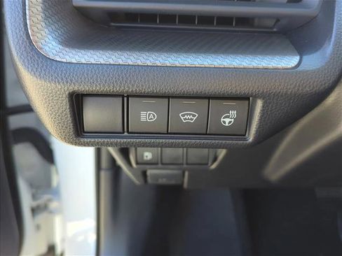 Certified 2025 Toyota Prius XLE image 13