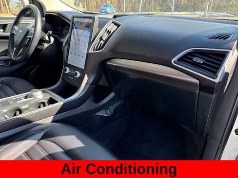 Used 2024 Ford Edge SEL image 29