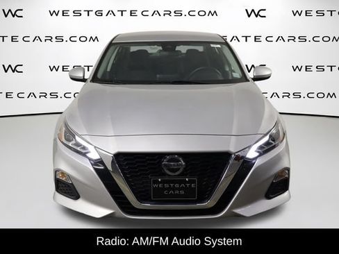 Used 2022 Nissan Altima 2.5 SV FWD image 2