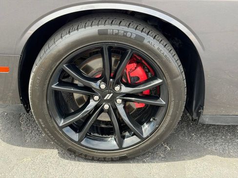 Used 2018 Dodge Challenger SXT Plus RWD image 10