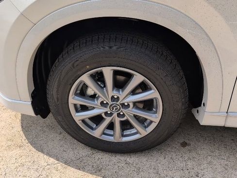 Used 2025 MAZDA CX-5 AWD 2.5 S w/ Preferred Package image 9