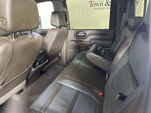 Used 2020 GMC Sierra 2500 Denali w/ Denali Ultimate Package image 22