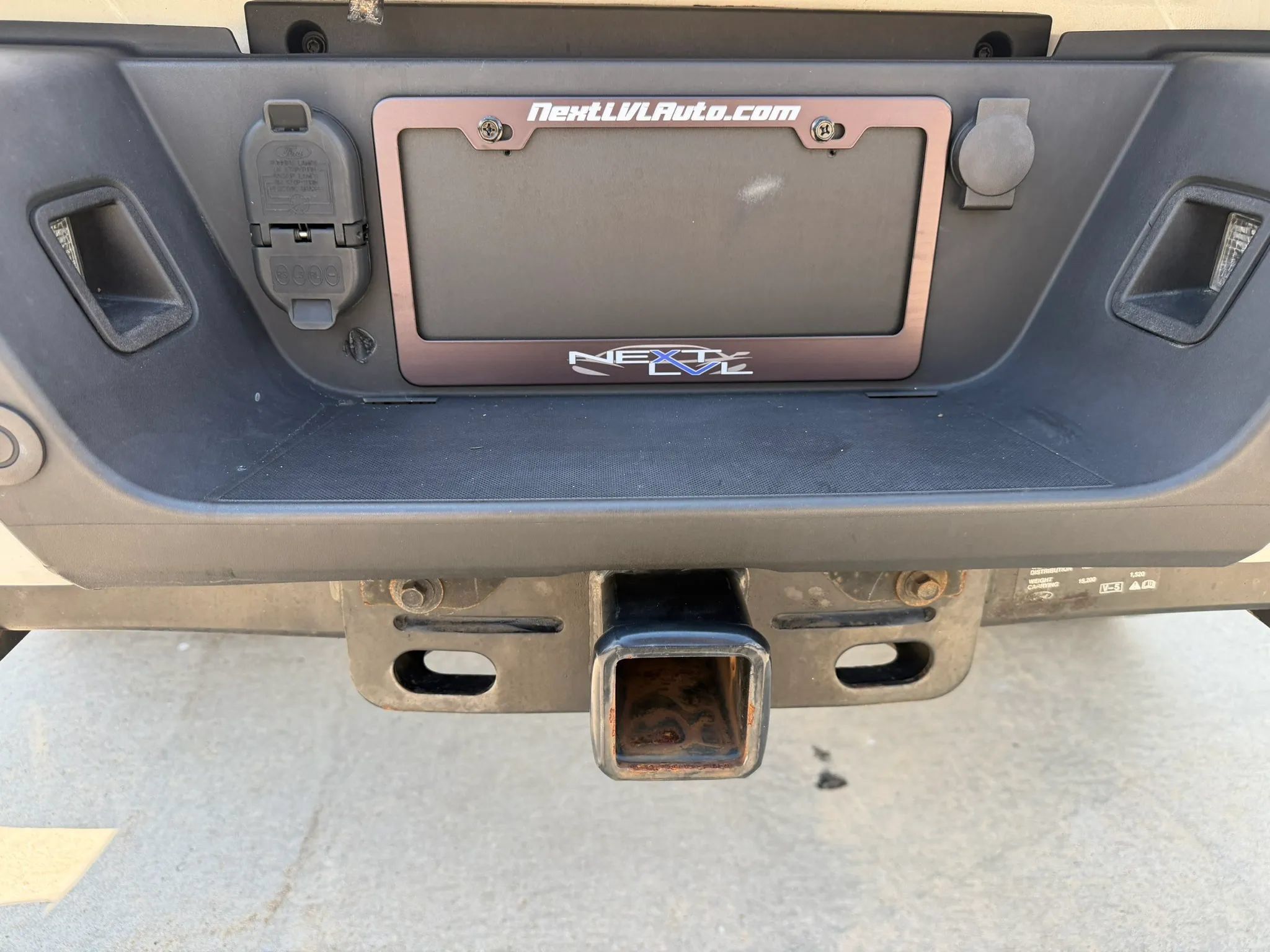 Used 2020 Ford F350 Platinum w/ FX4 Off-Road Package AWD/4WD image 41