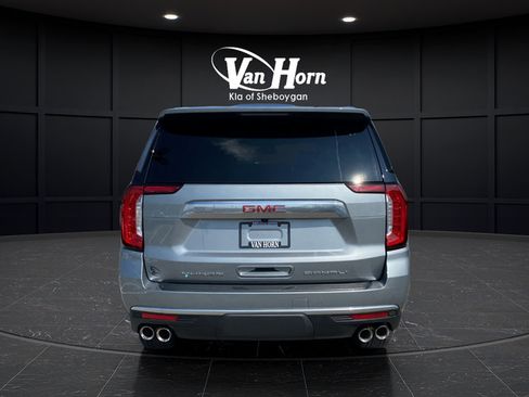 Used 2023 GMC Yukon Denali AWD/4WD image 6